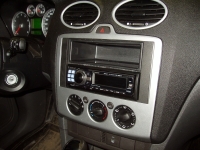 Установка Автомагнитола Alpine CDA-9884R в Ford Focus II